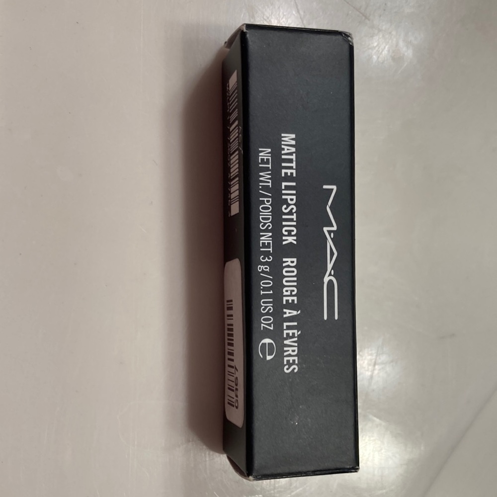 Mac Matte Lipstick in Victorian Limited Edition